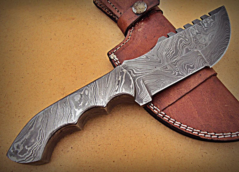 Custom Handmade Full Tang Wholesale Damascus Steel Tracker Knife