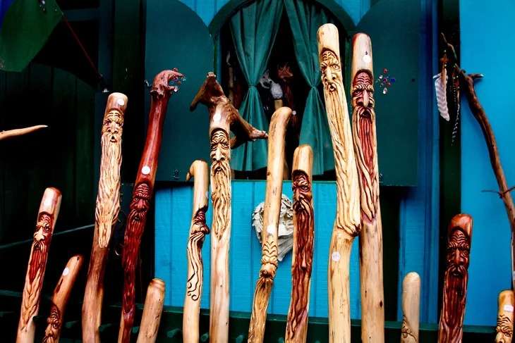 Whistle Creek: U.S.A. Hand-Crafted Hiking Sticks